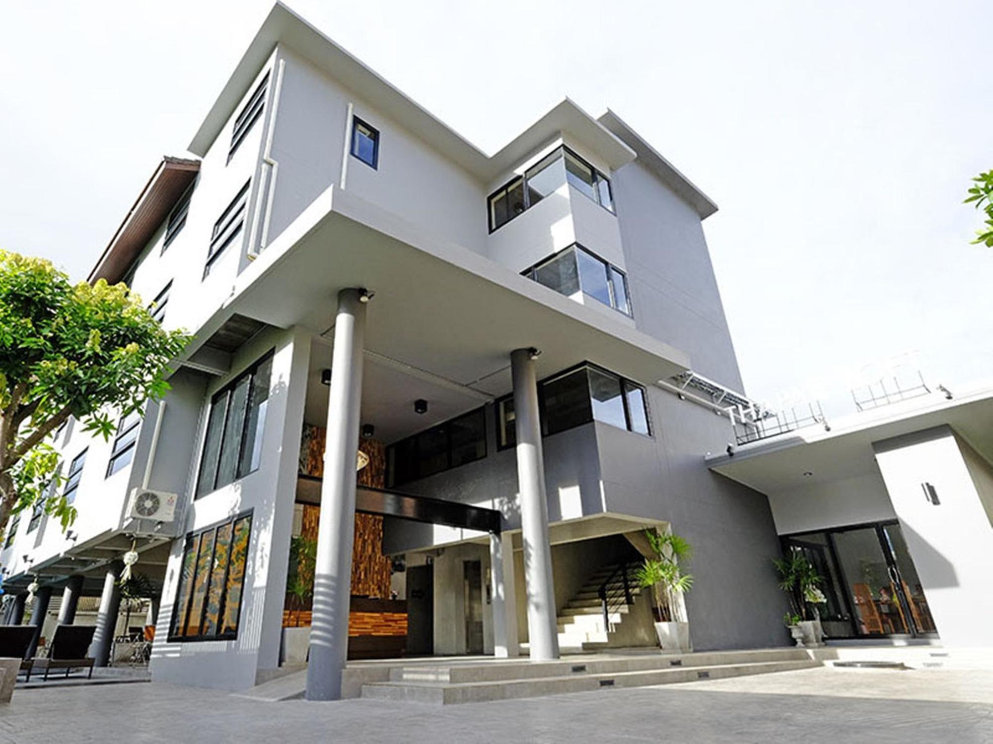 Hotel Thapae Loft Chiang Mai Esterno foto