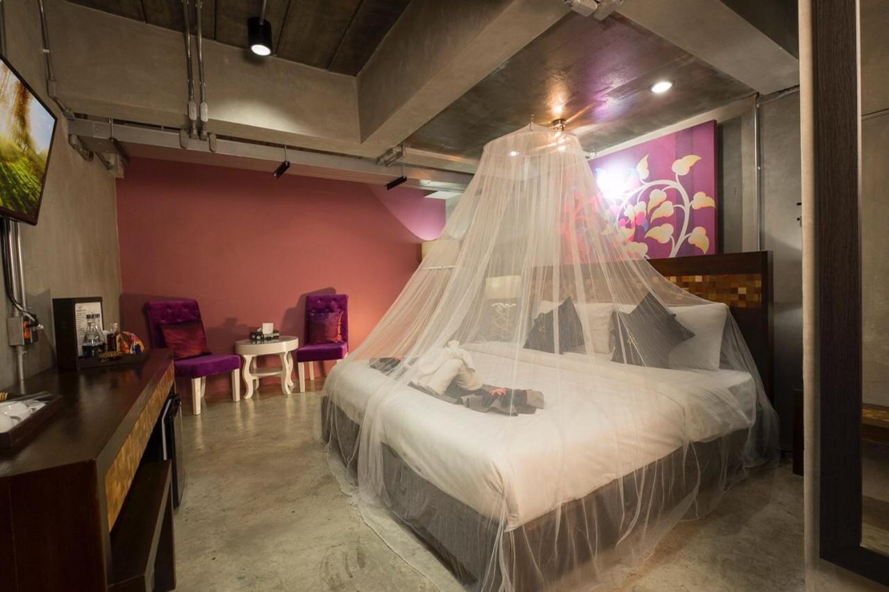 Hotel Thapae Loft Chiang Mai Esterno foto